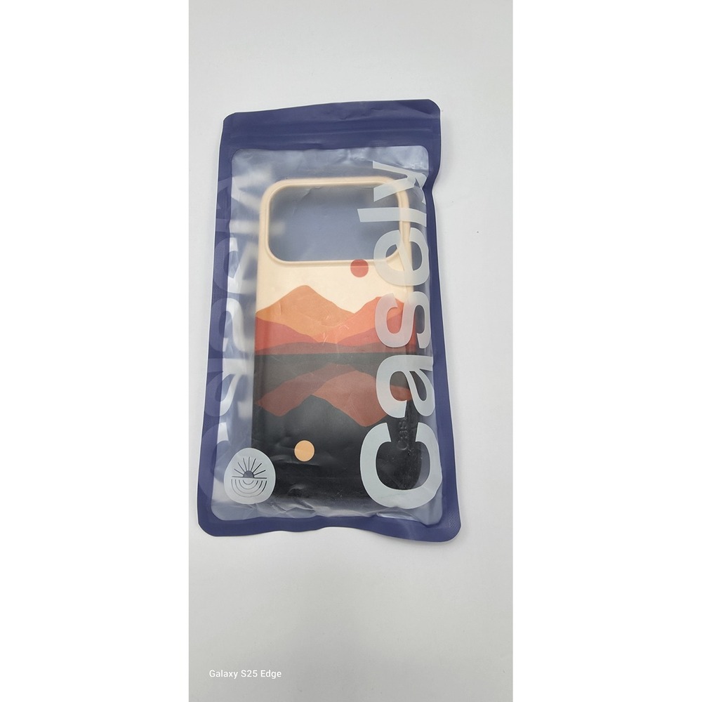 Casely Classic Slim Case Opposite Attract Day & Night MagSafe for iPhone 17 Pro